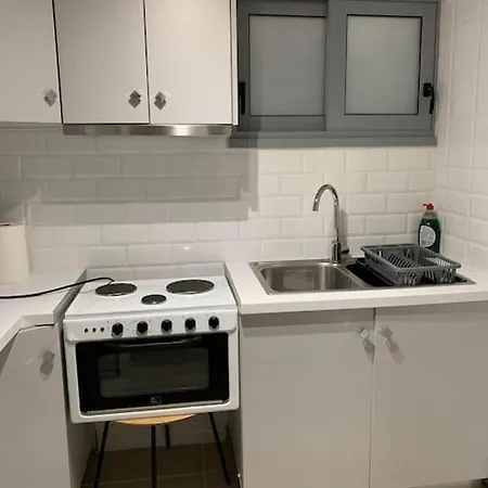 Cozy Studio In Filothei Garden City. Top Location. Apartment Athens